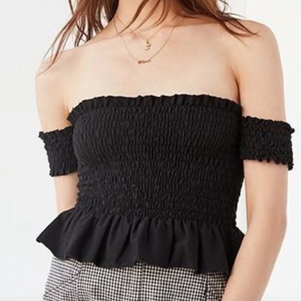 Truly Madly Deeply | Black Smocked Off the Shoulder Top Size Large